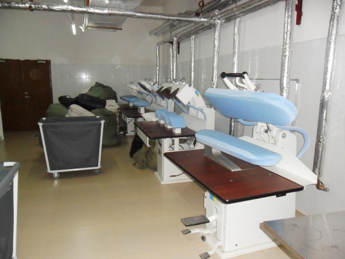 洗衣房設(shè)備